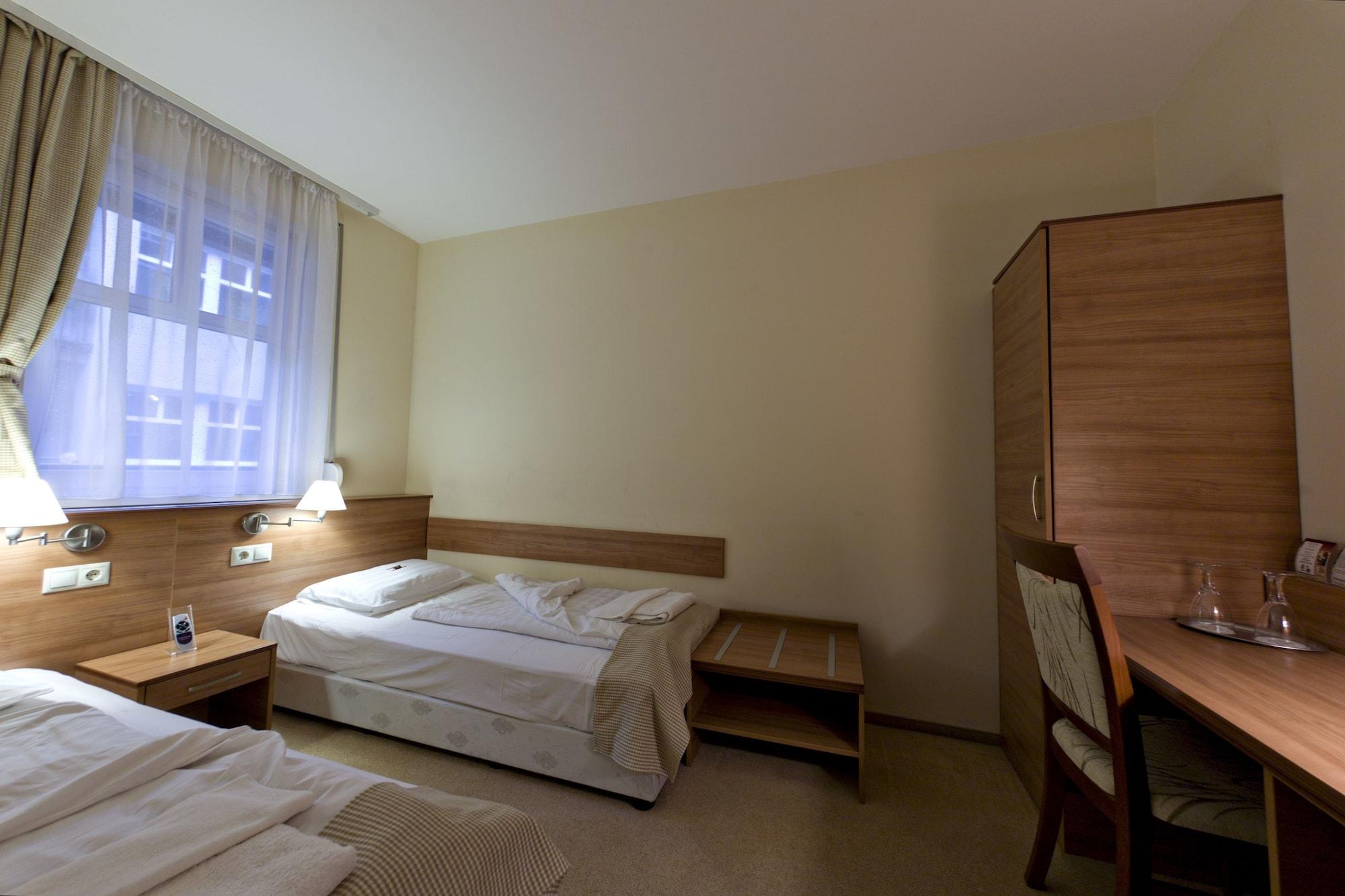 Hotel Civitas Sopron Eksteriør billede