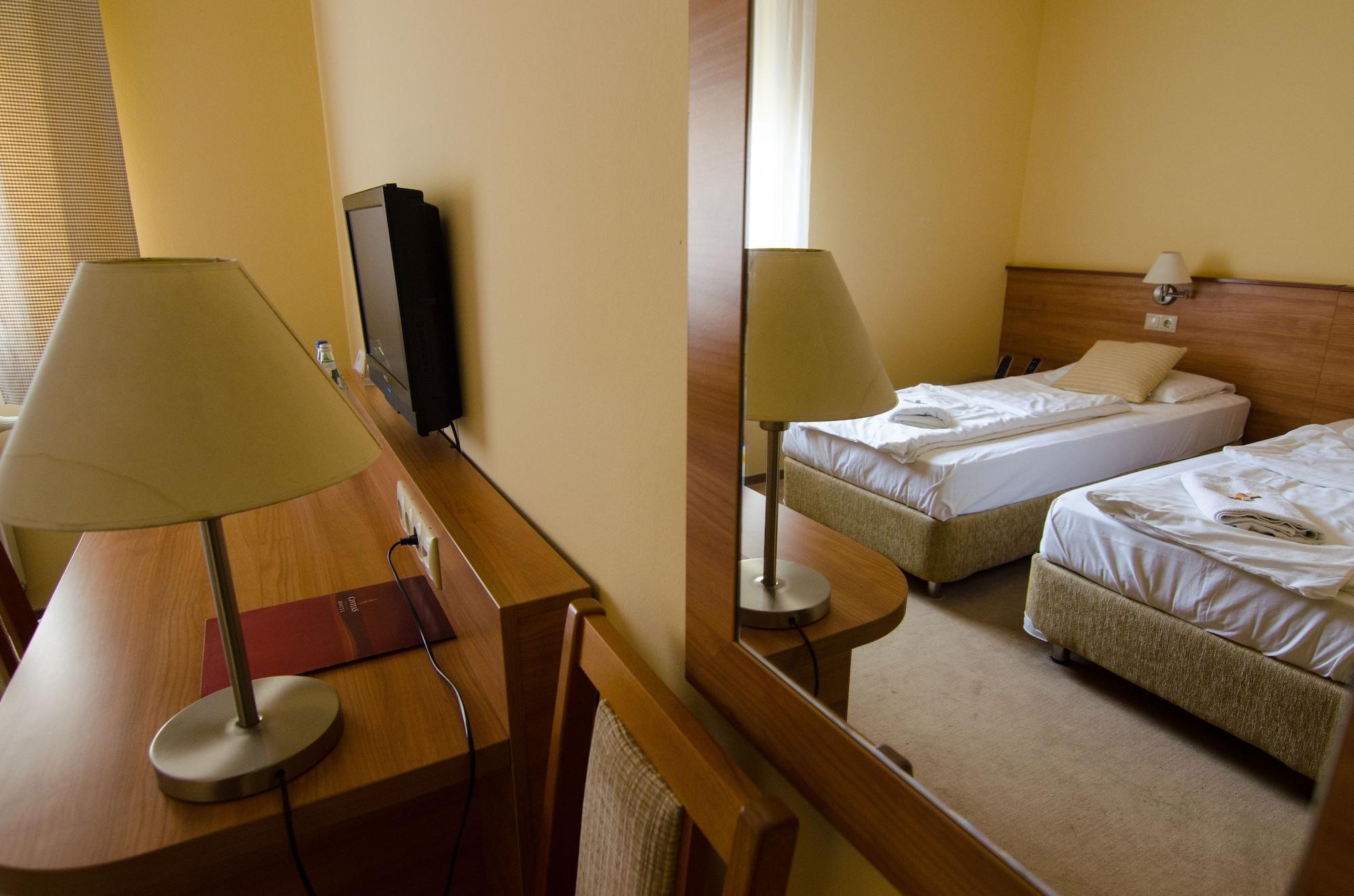 Hotel Civitas Sopron Eksteriør billede